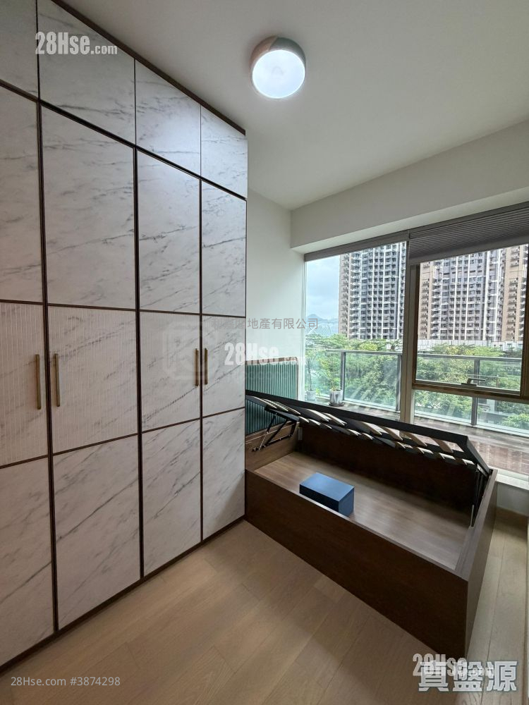 Marini Rental 1 Bedroom , 1 Bathroom 356 ft² ( 33.1 m² )