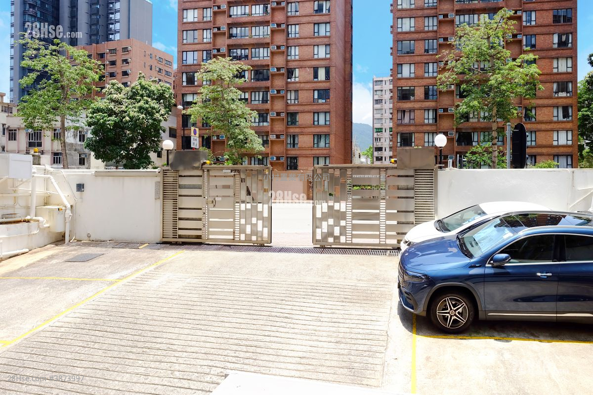 other: Ming Garden Rental 2 Bedrooms , 3 Bathrooms 714 ft² ( 66.3 m² )