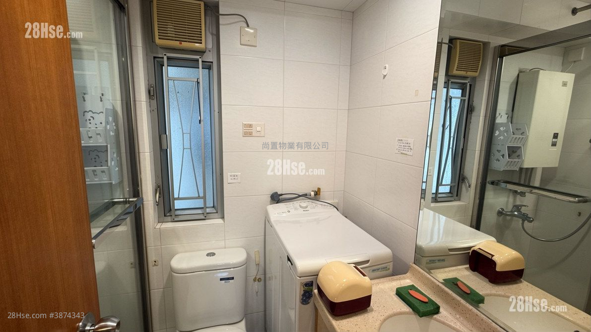Kornhill Garden Sell 2 Bedrooms , 1 Bathroom 484 ft² ( 45.0 m² )