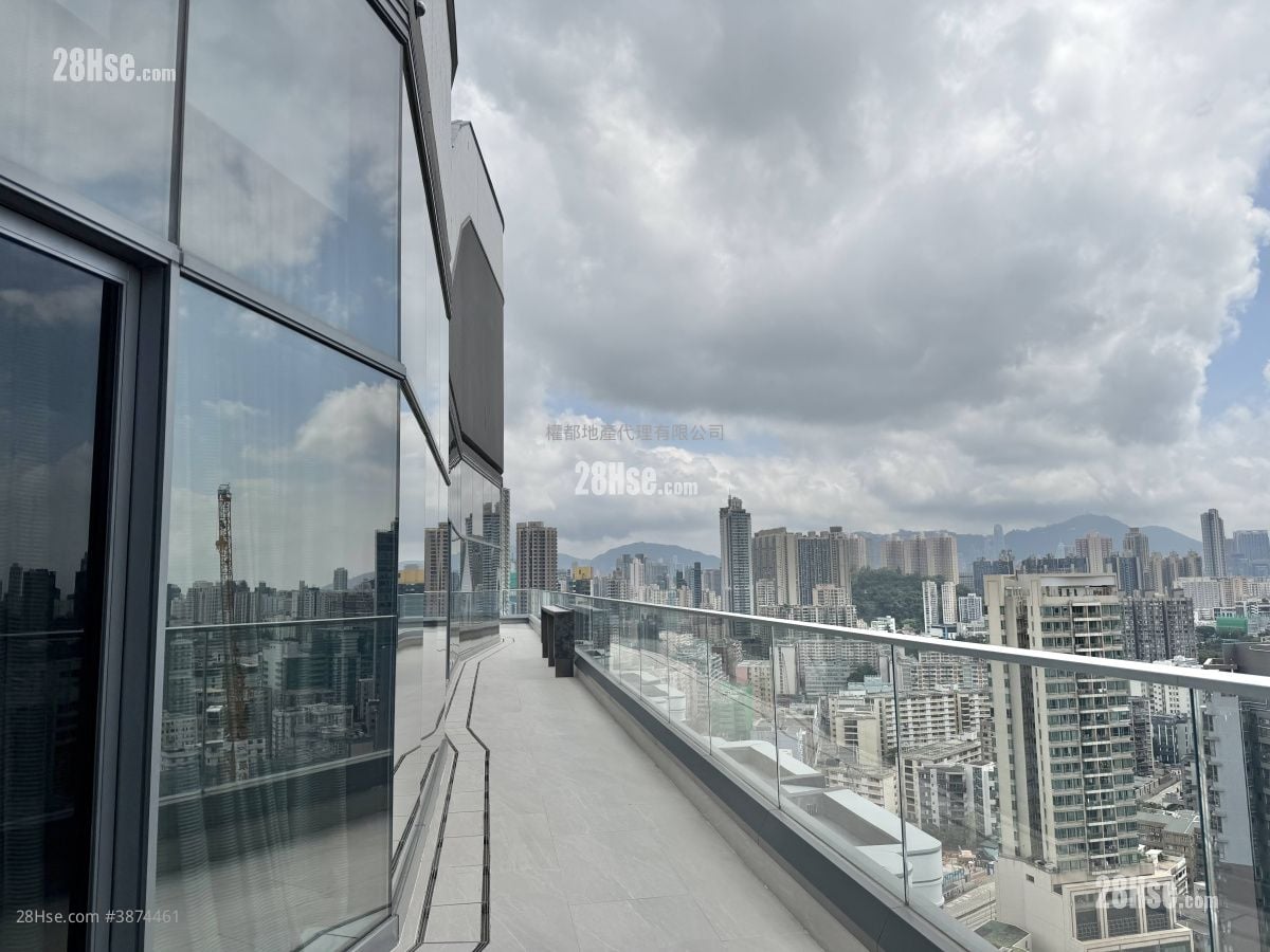 Eight Southpark Rental 1 Bedroom , 1 Bathroom 258 ft² ( 24.0 m² )