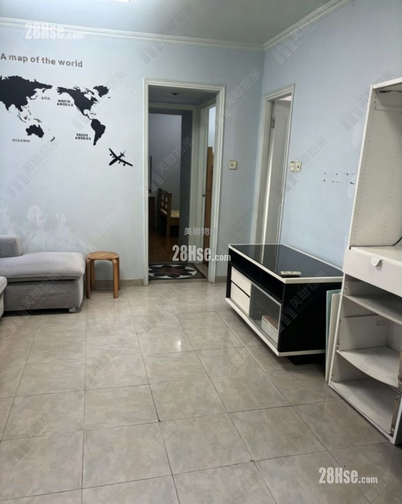 Tai Hing Gardens Sell 2 Bedrooms , 1 Bathroom 544 ft² ( 50.5 m² )