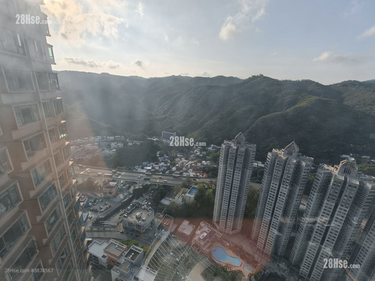 Bellagio Sell 2 Bedrooms , 1 Bathroom 521 ft² ( 48.4 m² )