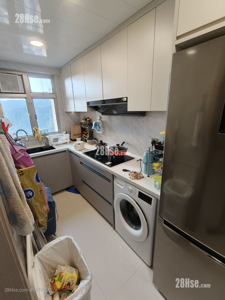 Bellagio Sell 2 Bedrooms , 1 Bathroom 521 ft² ( 48.4 m² )