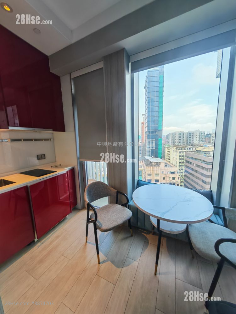 Parkes Residence Rental Studio , 1 Bathroom 248 ft² ( 23.0 m² )