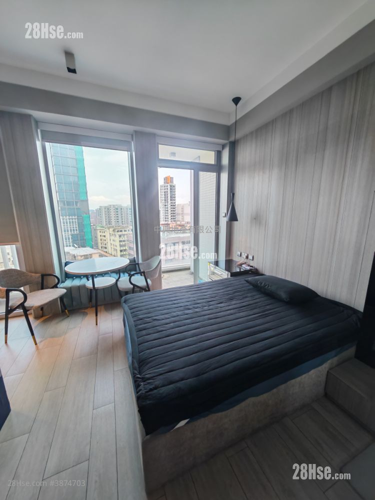 Parkes Residence Rental Studio , 1 Bathroom 248 ft² ( 23.0 m² )