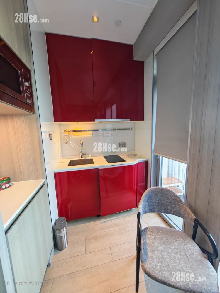 Parkes Residence Rental Studio , 1 Bathroom 248 ft² ( 23.0 m² )
