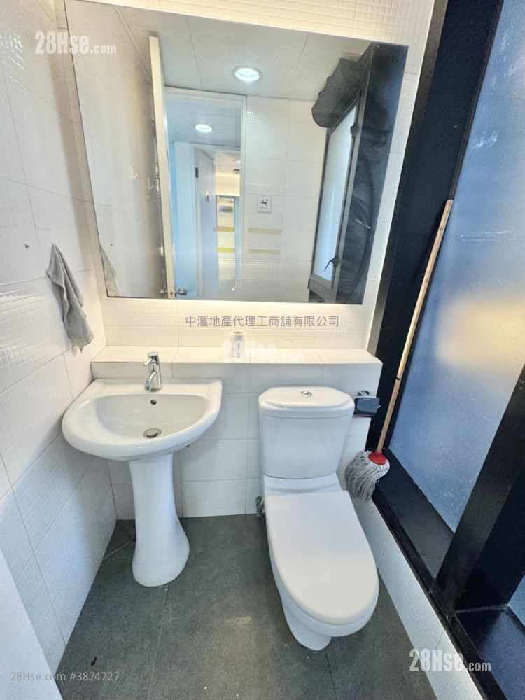 China United Plaza Rental