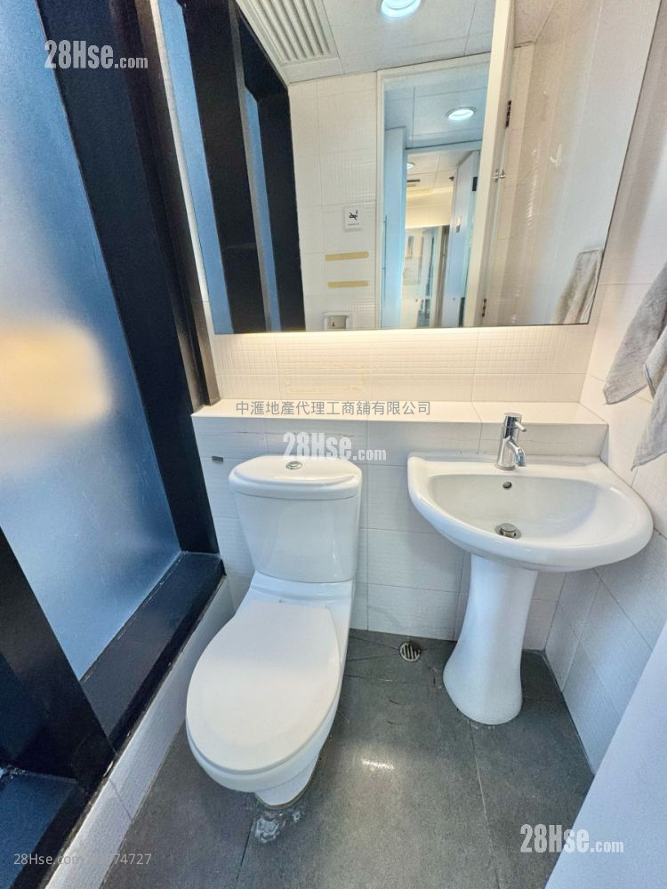 China United Plaza Rental