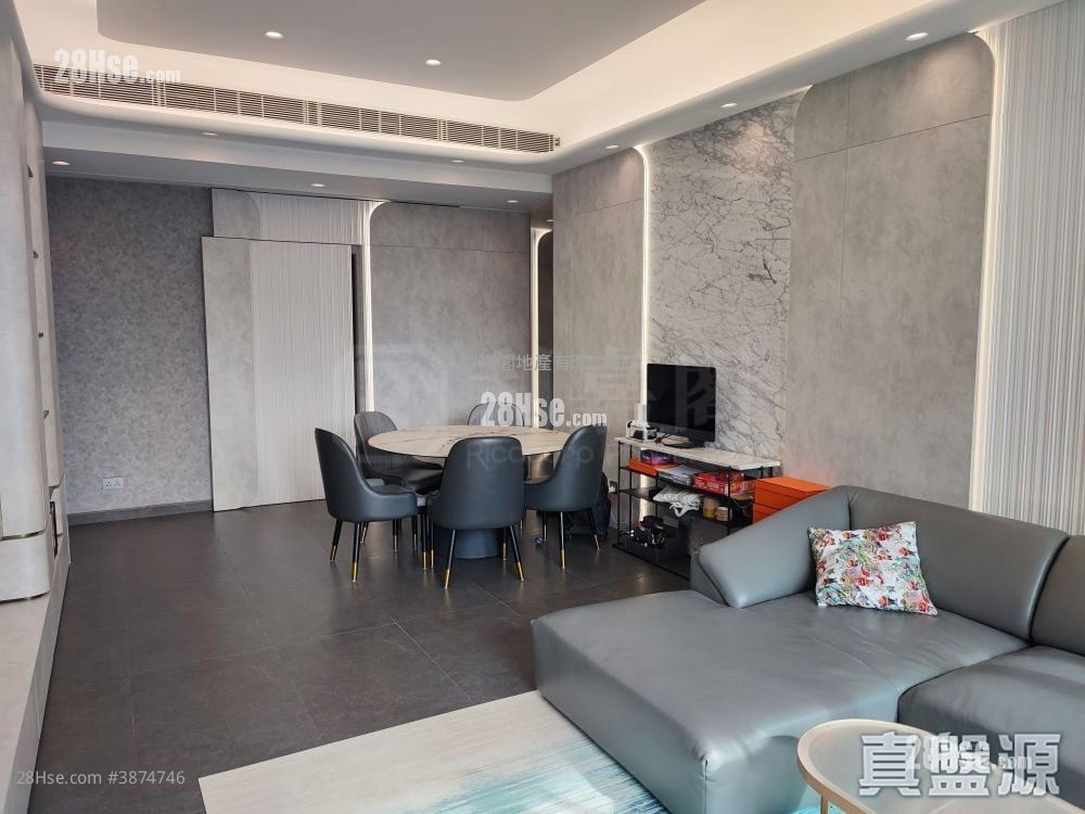 Grand Homm Sell 3 Bedrooms , 3 Bathrooms 1,403 ft² ( 130.3 m² )