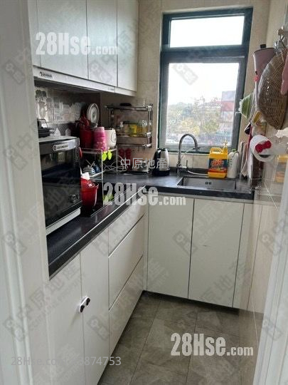 Deep Bay Grove Sell 2 Bedrooms 395 ft² ( 36.7 m² )