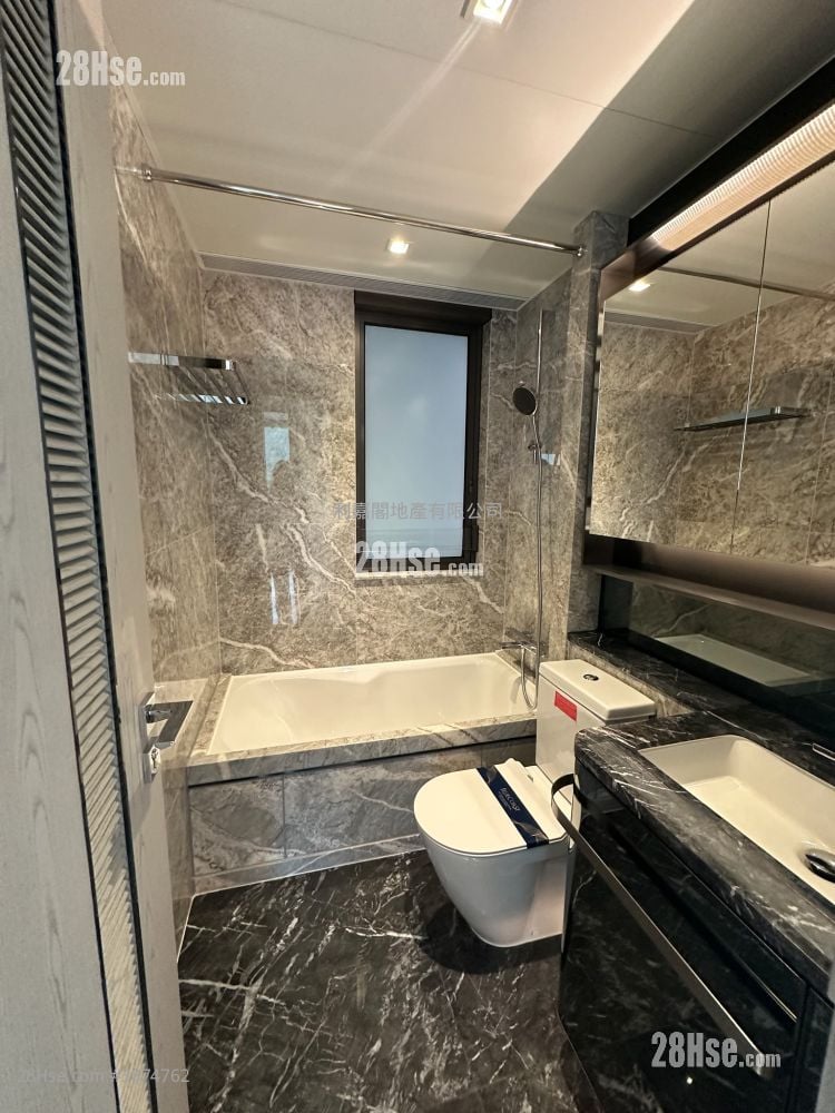 The Southside Rental 3 Bedrooms 773 ft² ( 71.8 m² )