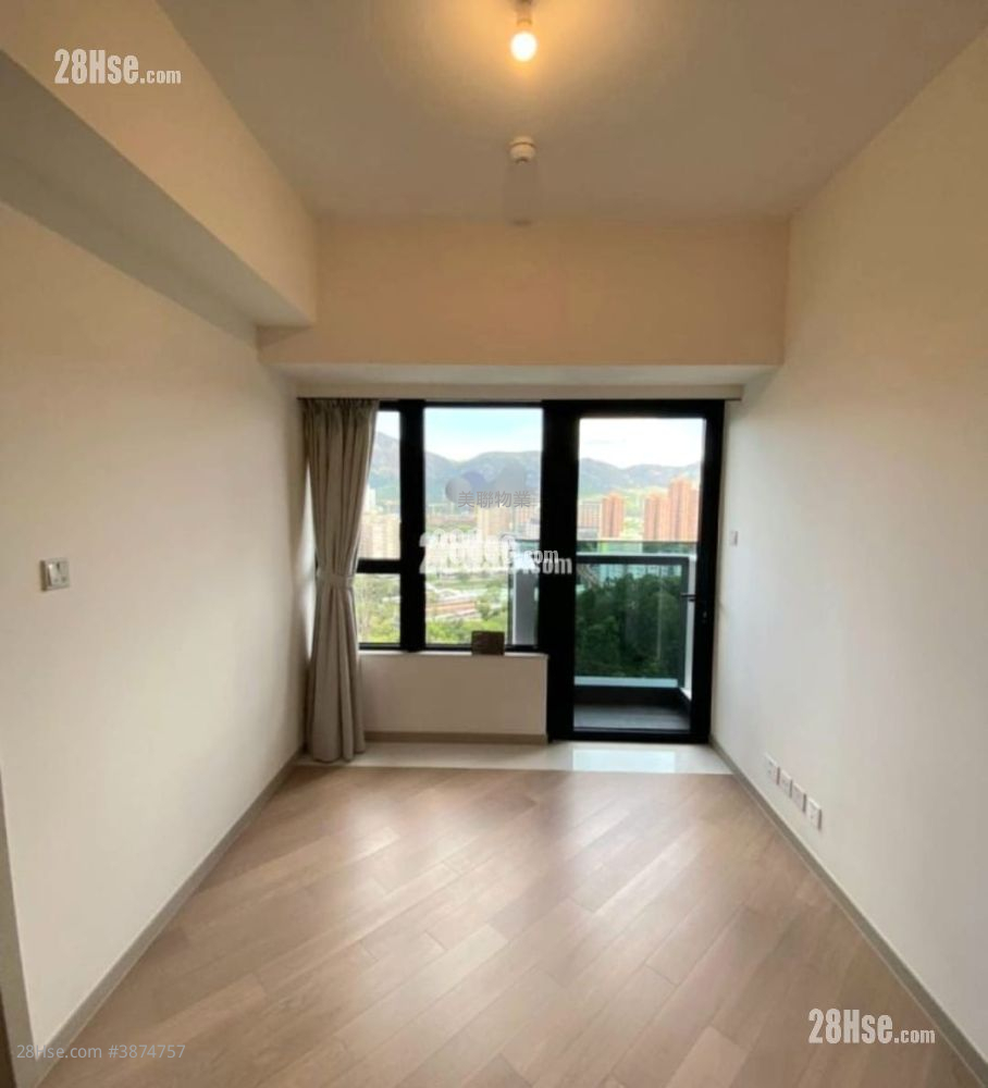 Mount Regency Sell 1 Bedroom , 1 Bathroom 312 ft² ( 29.0 m² )