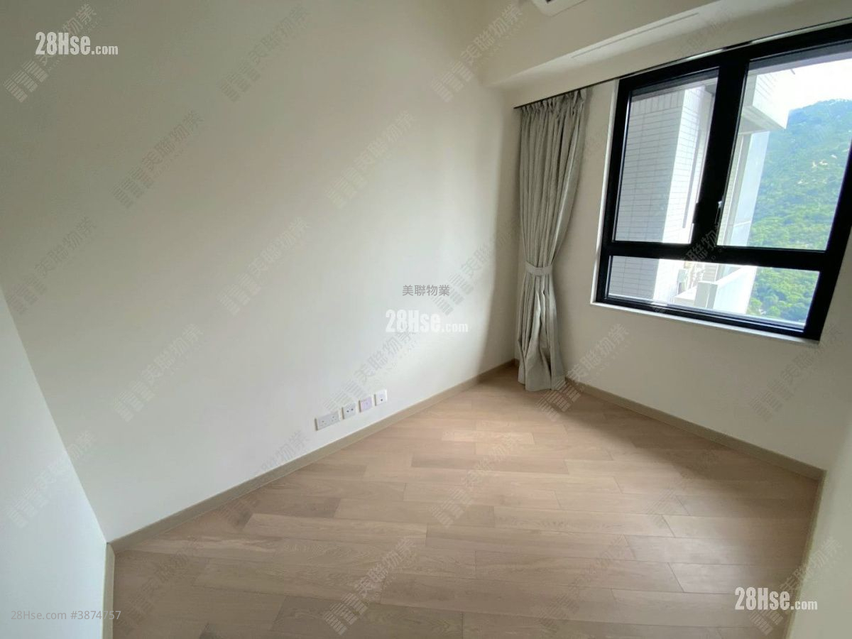 Mount Regency Sell 1 Bedroom , 1 Bathroom 312 ft² ( 29.0 m² )