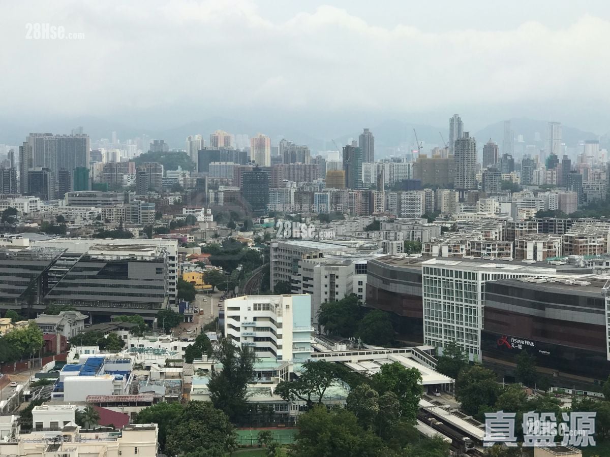 毕架山一号 租盘 1,082 平方尺 ( 100.5 平方米 )