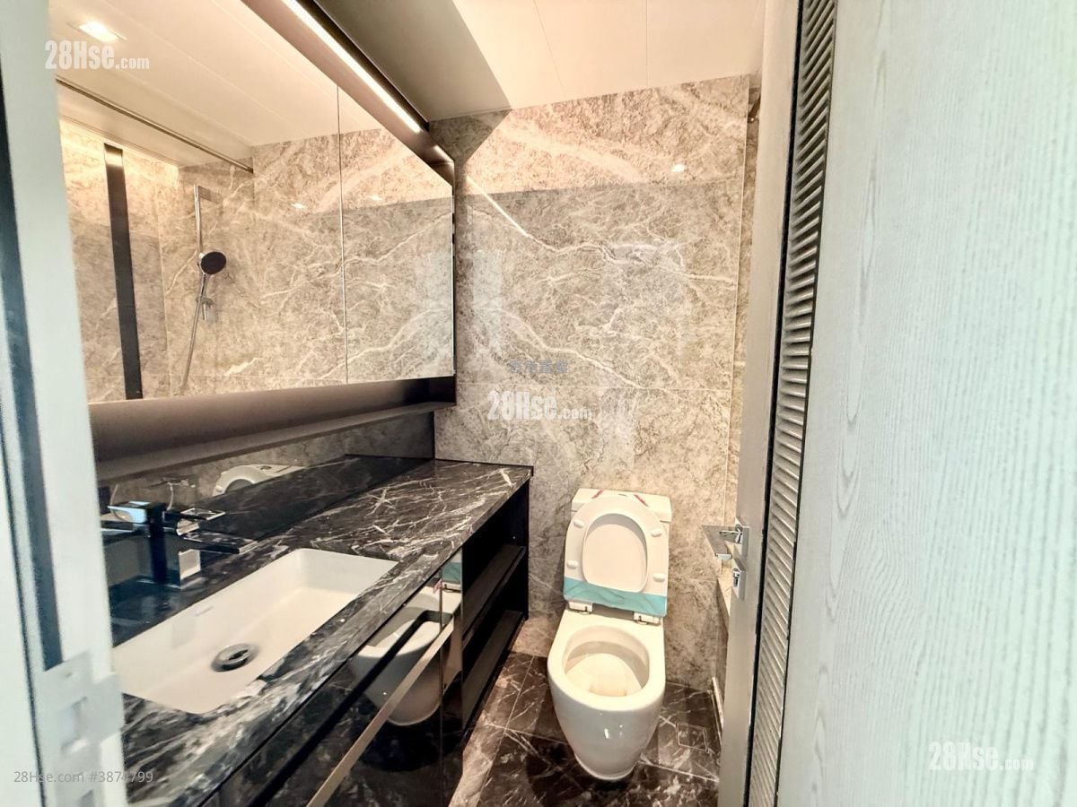 The Southside Rental 4 Bedrooms , 4 Bathrooms 1,267 ft² ( 117.7 m² )