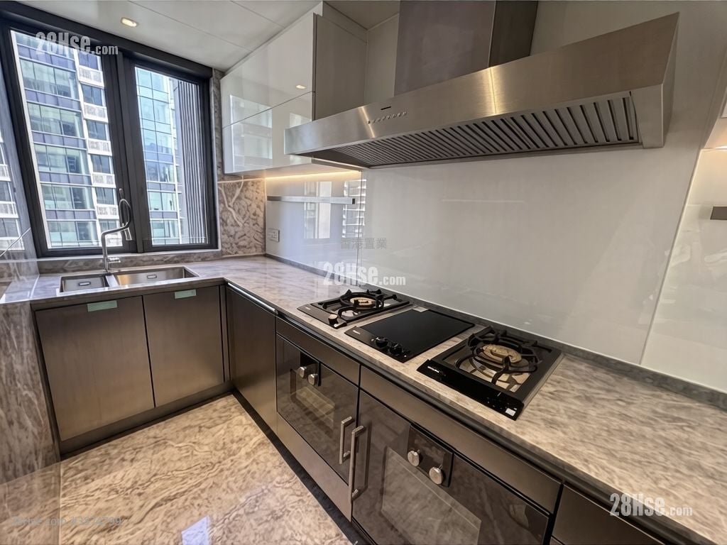 The Southside Rental 4 Bedrooms , 4 Bathrooms 1,267 ft² ( 117.7 m² )
