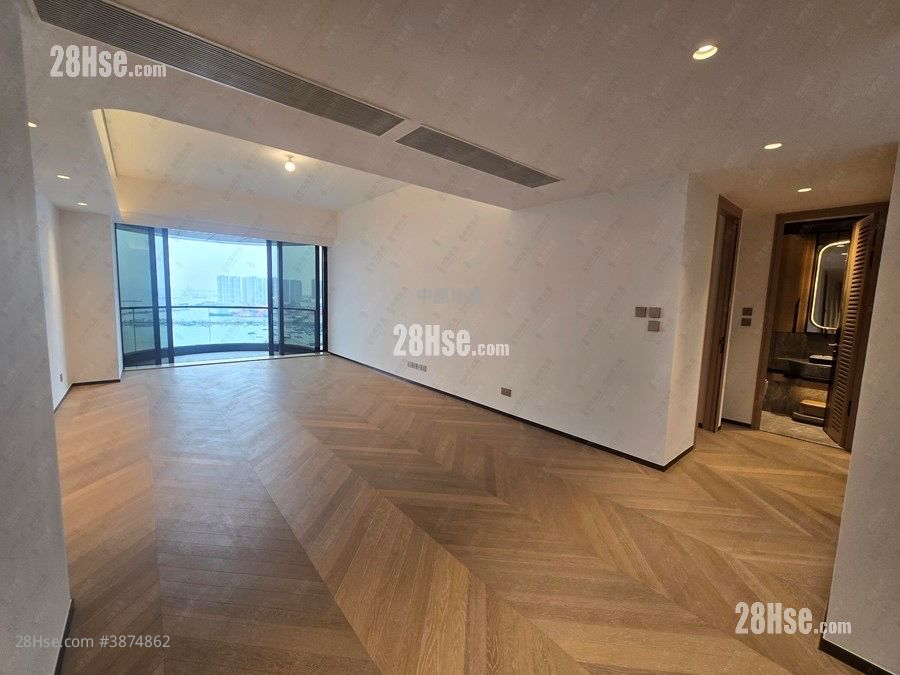 The Wave Rental 1,594 ft² ( 148.1 m² )