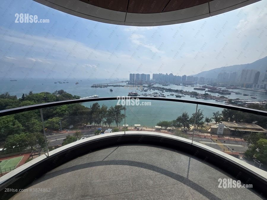 The Wave Rental 1,594 ft² ( 148.1 m² )