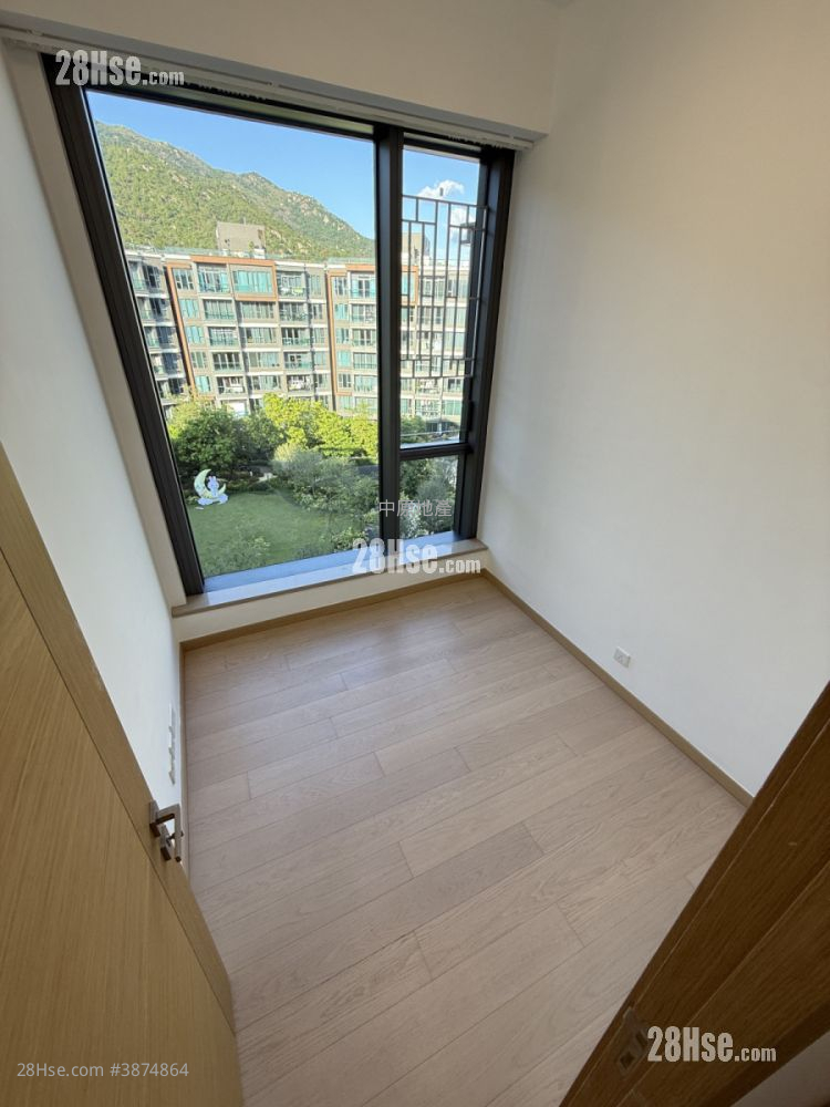 The Bloomsway Rental 1,349 ft² ( 125.3 m² )