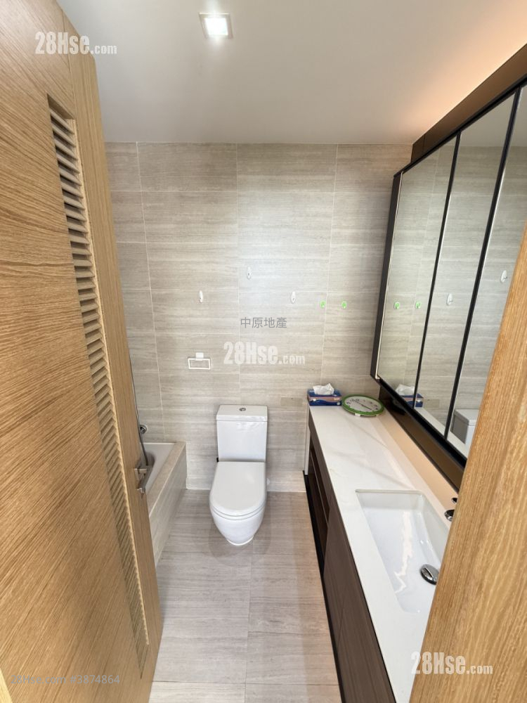 The Bloomsway Rental 1,349 ft² ( 125.3 m² )