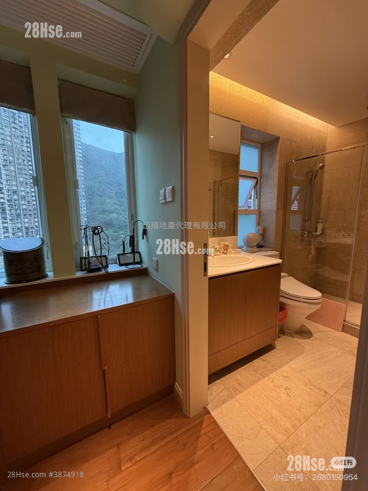Rosedale Sell 3 Bedrooms , 3 Bathrooms 1,626 ft² ( 151.1 m² )