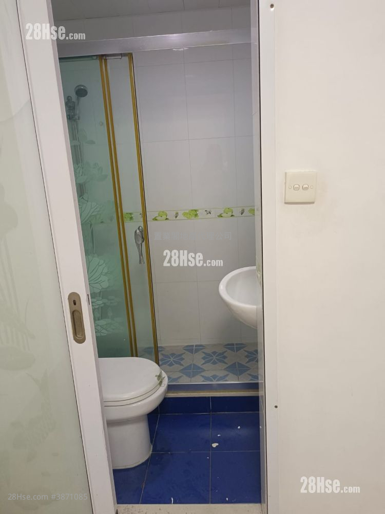 Mei Foo Sun Chuen Rental 2 Bedrooms , 2 Bathrooms 717 ft² ( 66.6 m² )