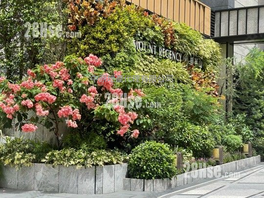 Mount Regency Sell 826 ft² ( 76.7 m² )