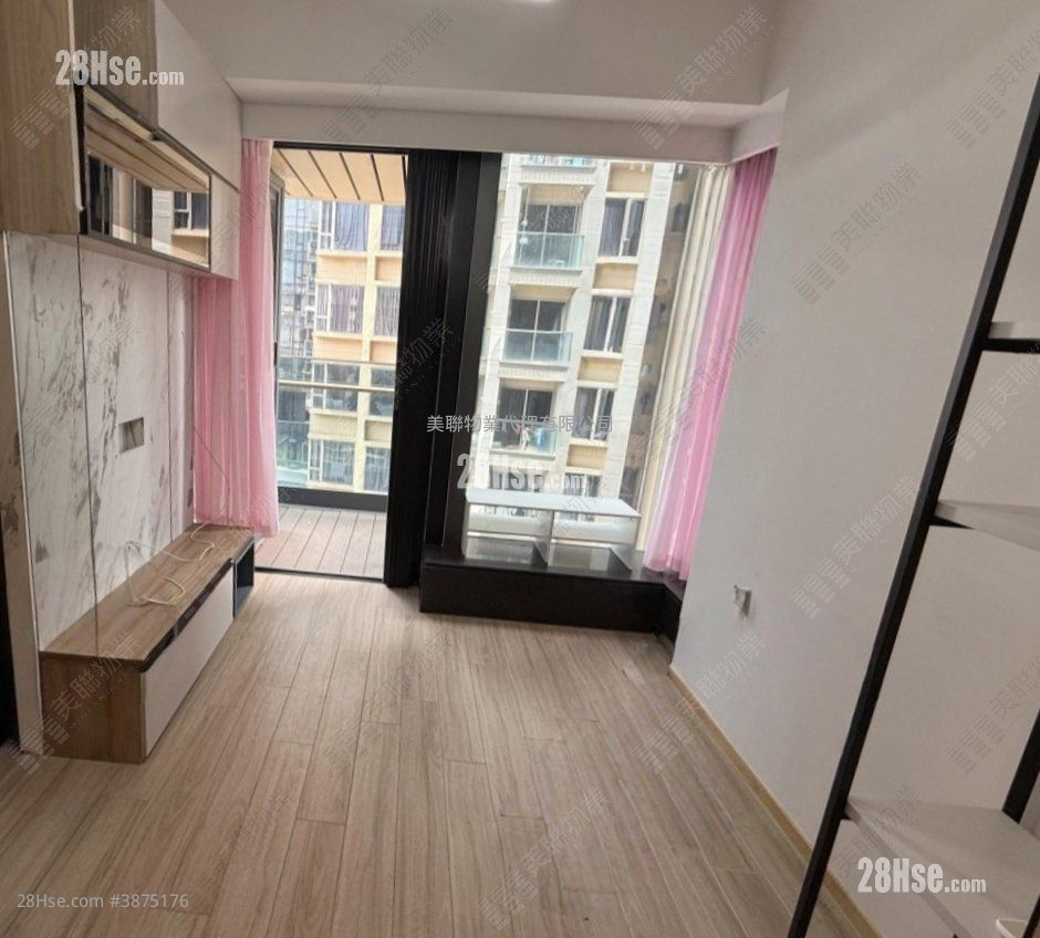 Cetus Square Mile Rental 1 Bedroom , 1 Bathroom 278 ft² ( 25.8 m² )