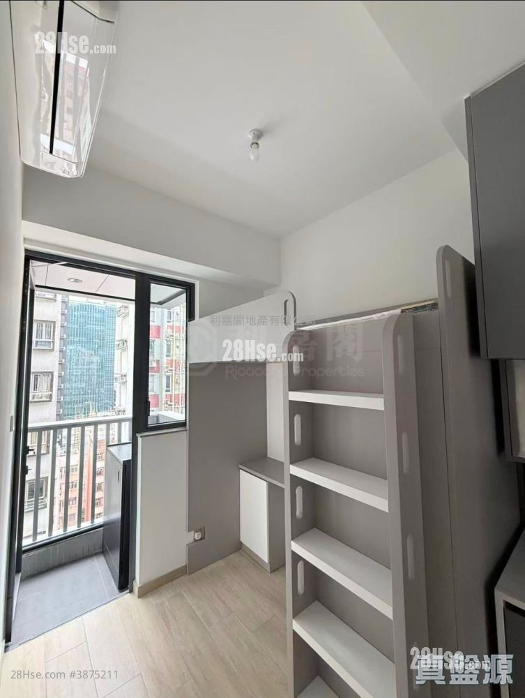 Soyo Square Rental Studio , 1 Bathroom 237 ft² ( 22.0 m² )