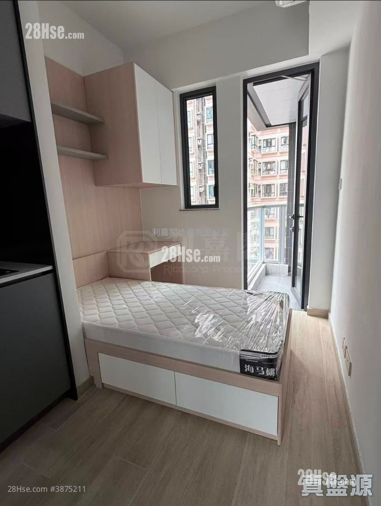 Soyo Square Rental Studio , 1 Bathroom 237 ft² ( 22.0 m² )