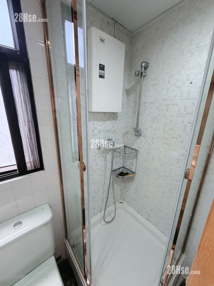 Peak Garden Court Rental 2 Bedrooms , 1 Bathroom 633 ft² ( 58.8 m² )
