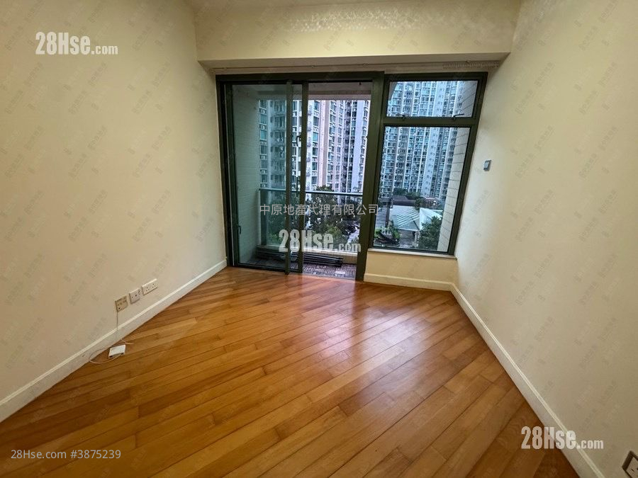 Ocean View Sell 3 Bedrooms 657 ft² ( 61.0 m² )