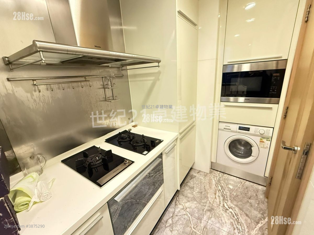 The Cullinan Rental 2 Bedrooms , 2 Bathrooms 635 ft² ( 59.0 m² )
