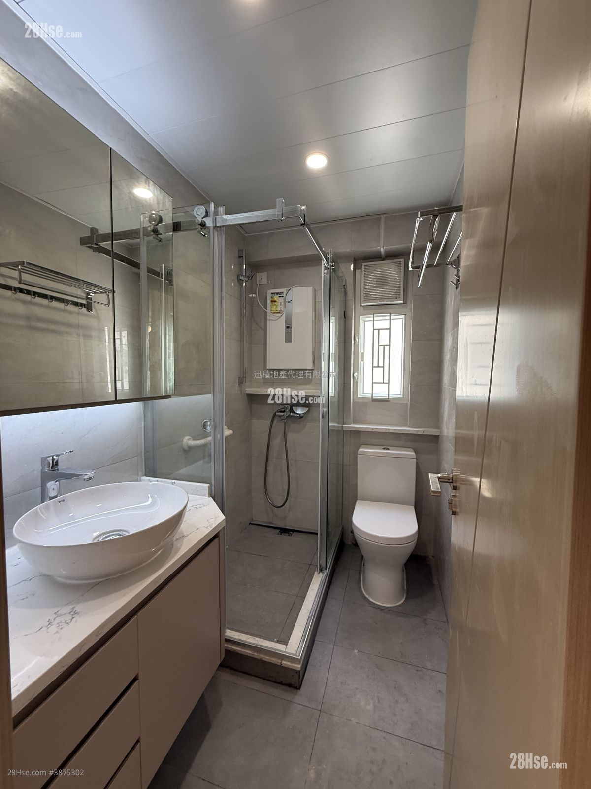 Prince's Heights Rental 3 Bedrooms , 2 Bathrooms 1,039 ft² ( 96.5 m² )