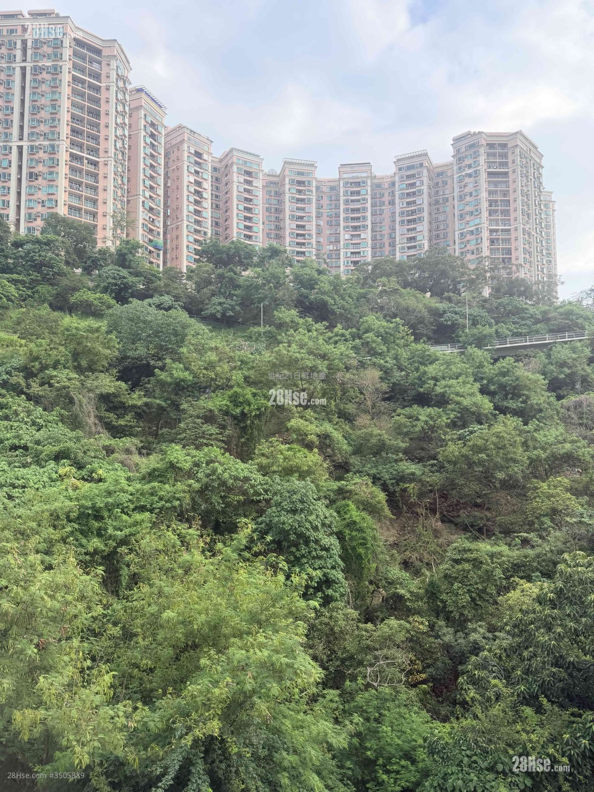 Bedford Gardens Rental 2 Bedrooms , 1 Bathroom 543 ft² ( 50.4 m² )