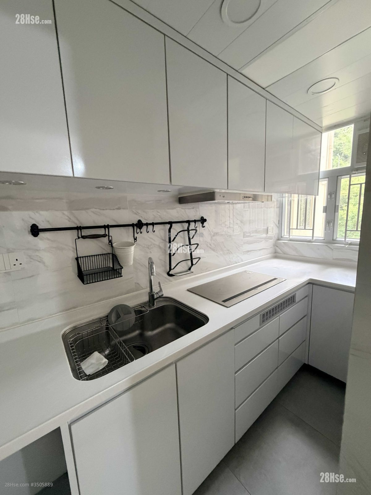Bedford Gardens Rental 2 Bedrooms , 1 Bathroom 543 ft² ( 50.4 m² )