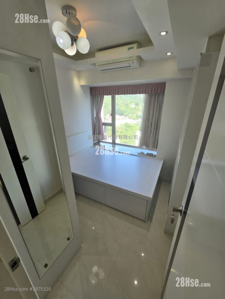 Bellagio Sell 2 Bedrooms , 1 Bathroom 515 ft² ( 47.8 m² )