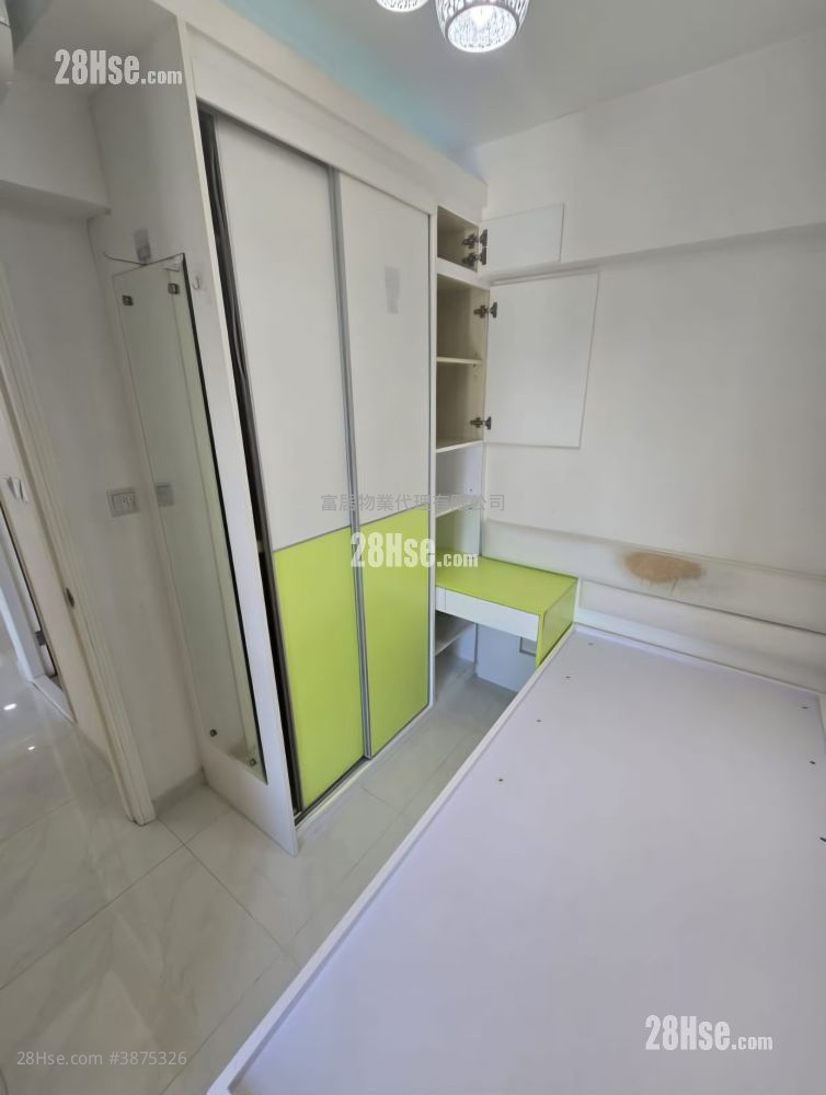 Bellagio Sell 2 Bedrooms , 1 Bathroom 515 ft² ( 47.8 m² )