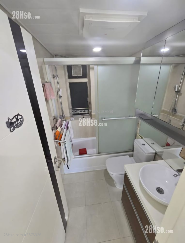 Bellagio Sell 2 Bedrooms , 1 Bathroom 515 ft² ( 47.8 m² )