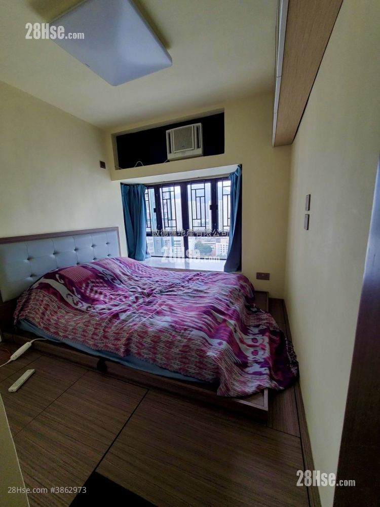Tai Hing Gardens Sell 2 Bedrooms , 1 Bathroom 394 ft² ( 36.6 m² )