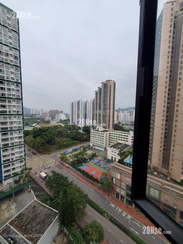 Tai Hing Gardens Sell 2 Bedrooms , 1 Bathroom 394 ft² ( 36.6 m² )