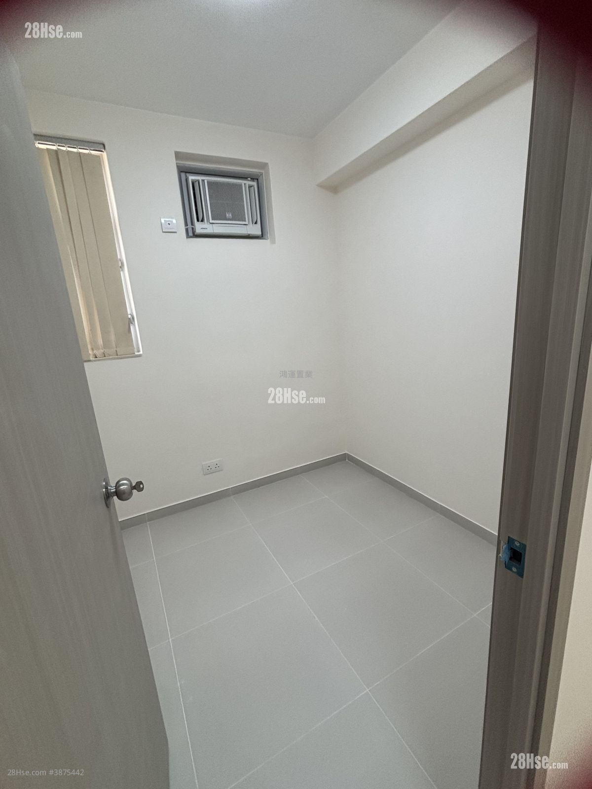 Tin Ha Wan Village Rental 3 Bedrooms , 1 Bathroom 700 ft² ( 65.0 m² )
