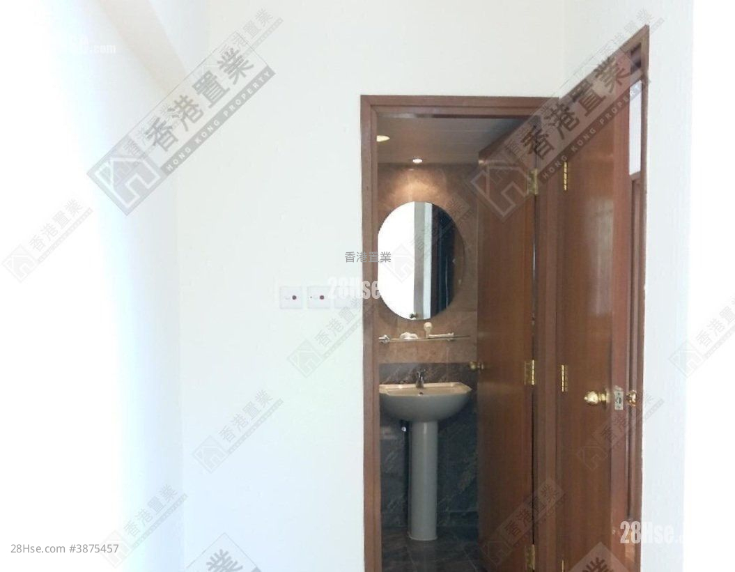 Galaxia Rental 2 Bedrooms , 1 Bathroom 593 ft² ( 55.1 m² )