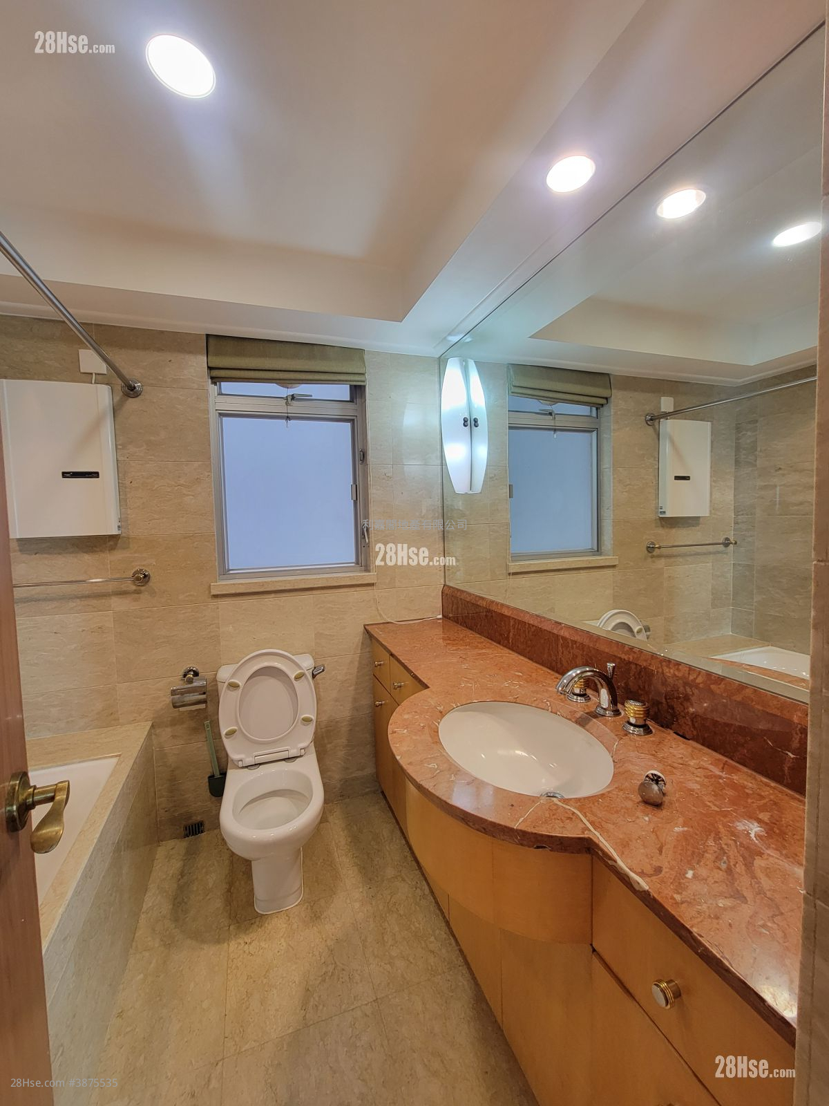 The Waterfront Rental 2 Bedrooms , 2 Bathrooms 941 ft² ( 87.4 m² )