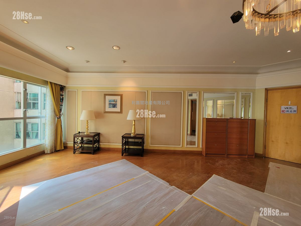 The Waterfront Rental 2 Bedrooms , 2 Bathrooms 941 ft² ( 87.4 m² )