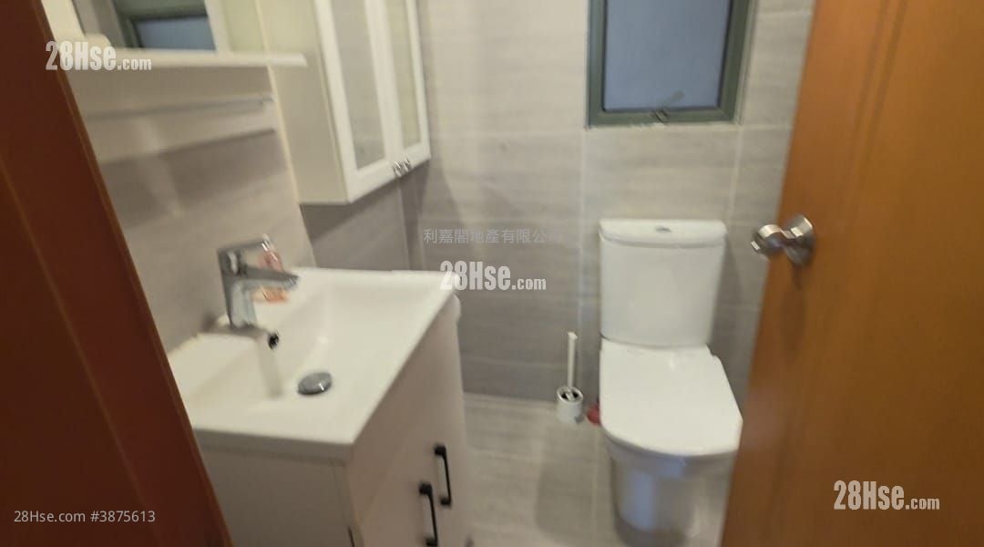 Park Avenue Rental 2 Bedrooms , 1 Bathroom 449 ft² ( 41.7 m² )