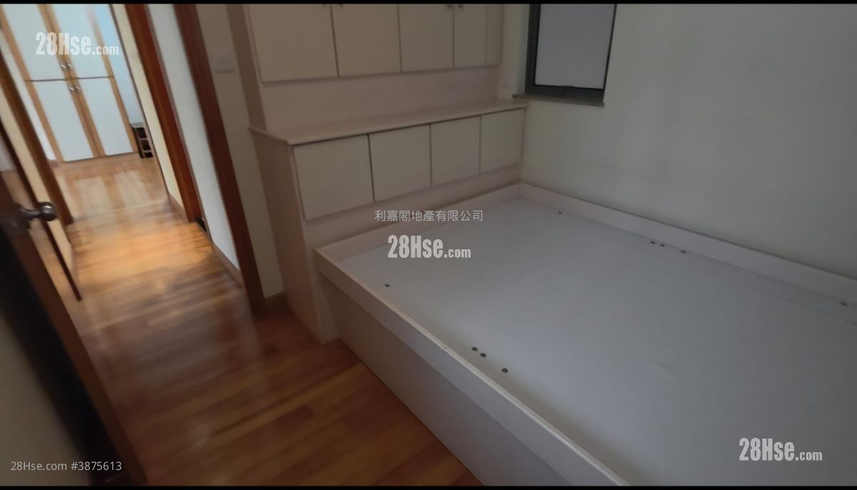 Park Avenue Rental 2 Bedrooms , 1 Bathroom 449 ft² ( 41.7 m² )