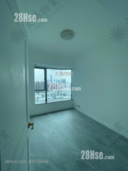 Harbourfront Landmark Sell 3 Bedrooms 1,420 ft² ( 131.9 m² )