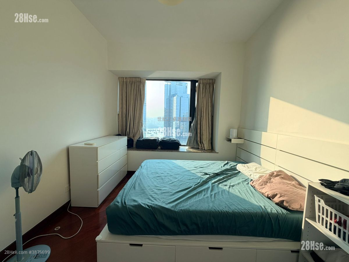 The Arch Rental 3 Bedrooms , 2 Bathrooms 970 ft² ( 90.1 m² )