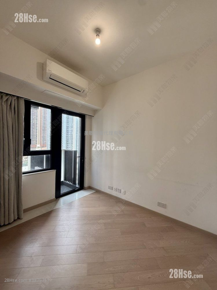 Mount Regency Sell 1 Bedroom 387 ft² ( 36.0 m² )